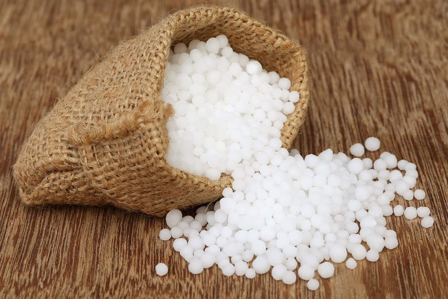 Caustic Soda Pearls-6