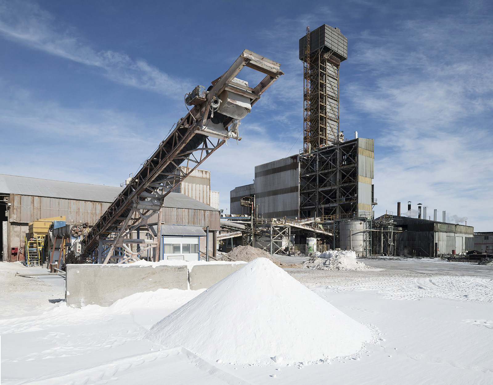 Sodium Nitrate Properties, Applications, and Safe Handling-2
