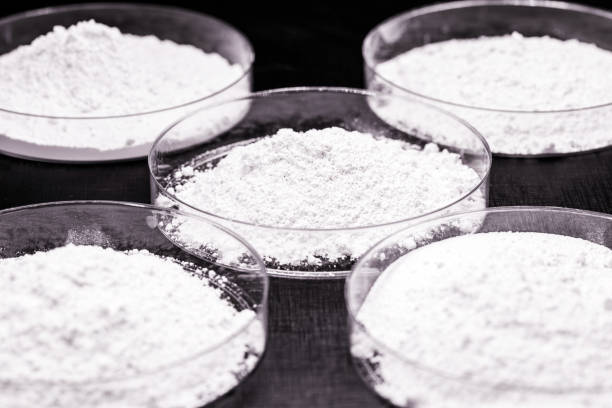 calcium chloride being prepared in the laboratory. It is a chemical substance of formula CaCO.