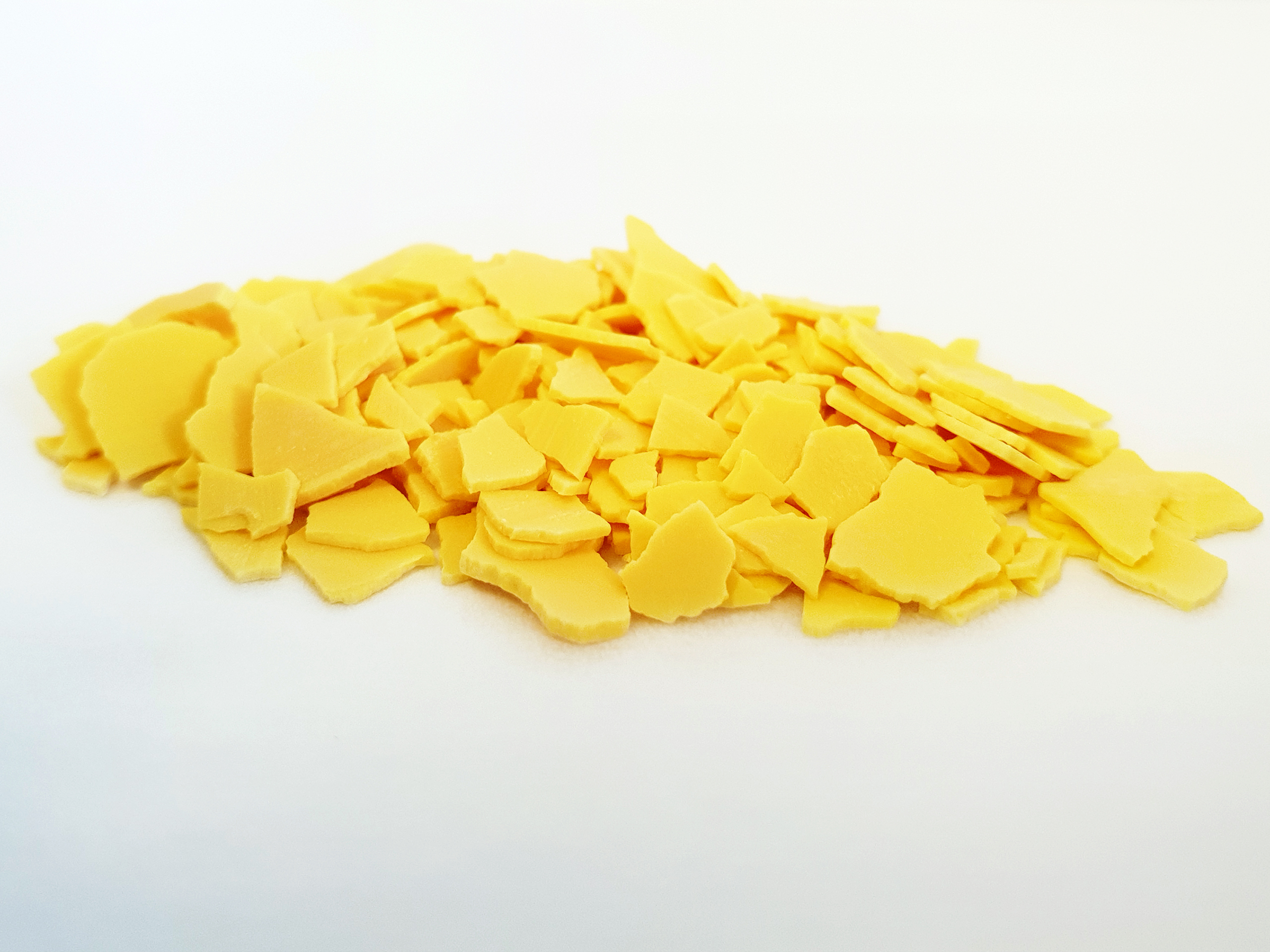 Yellow Flakes vs Red Flakes-3